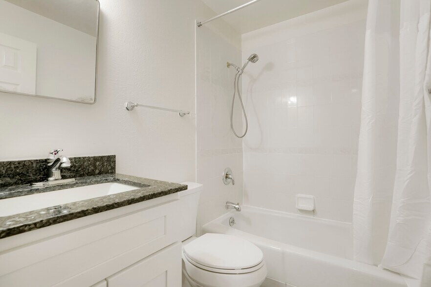 More Photos Of 10717 W 38th Ave, Wheat Ridge Apartments For Sale