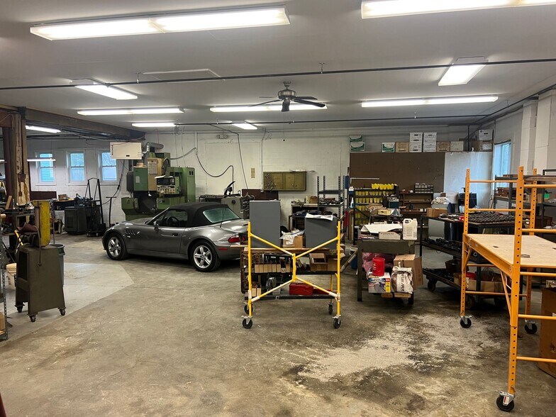 More Photos Of 54 Main St, High Bridge Manufacturing For Sale