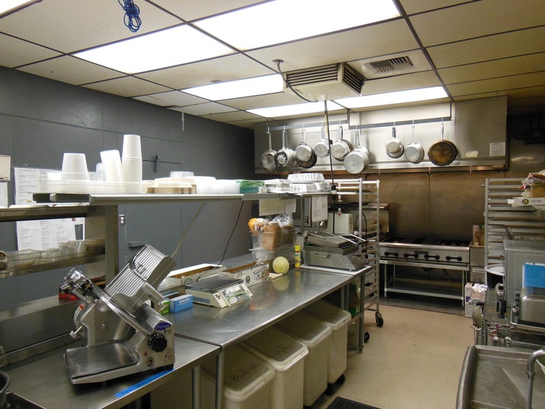 More Photos Of 3301-3315 N Verdugo Rd, Glendale General Retail For Lease