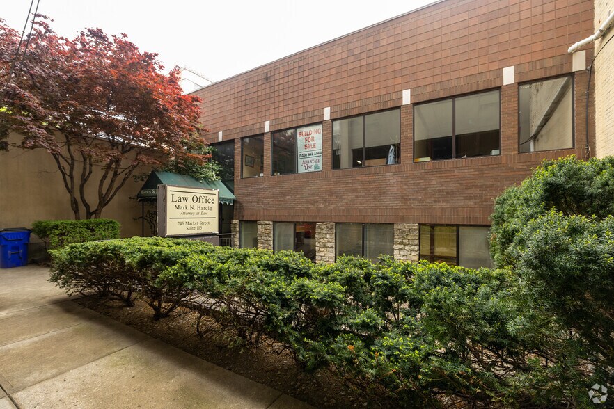 More Photos Of 246 High St, Hamilton Office For Sale