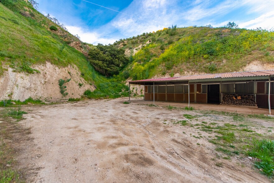 More Photos Of 12141 Wildwood Trl, Kagel Canyon Specialty For Sale