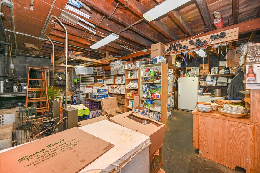 More Photos Of 1420 Park Ave, Merrick Convenience Store For Sale