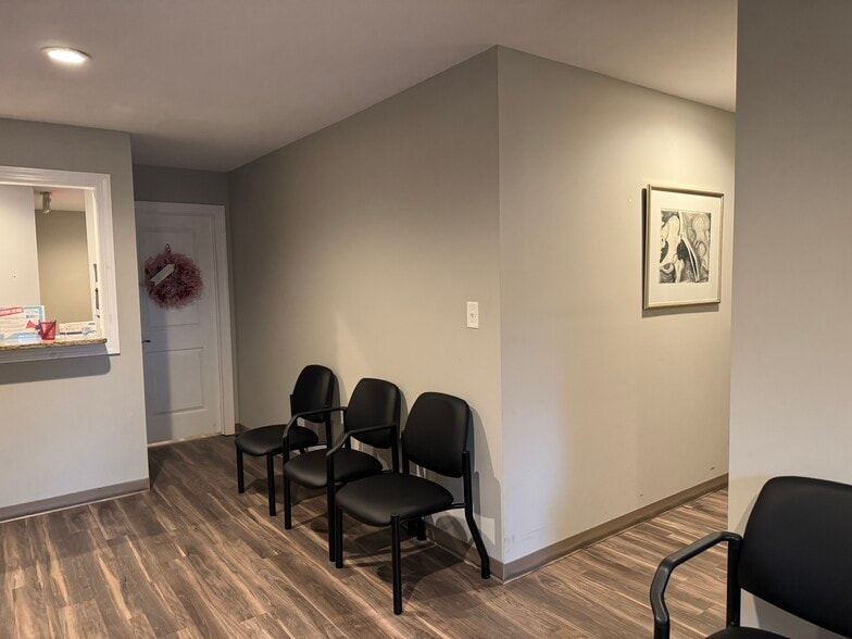 More Photos Of 110 Turner St, Southern Pines Medical For Lease