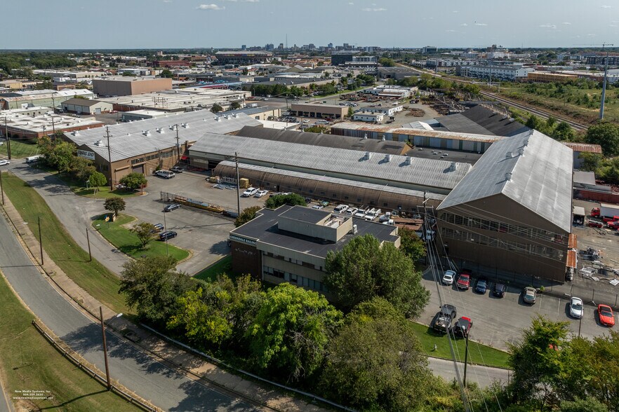 More Photos Of 2029-2031 Westwood Ave, Richmond Manufacturing For Lease