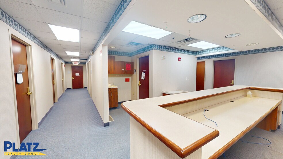 More Photos Of 750 E Park Ave, Columbiana Medical For Sale