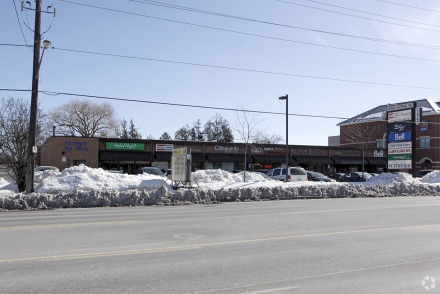 More Photos Of 14799 Yonge St, Aurora General Retail For Lease