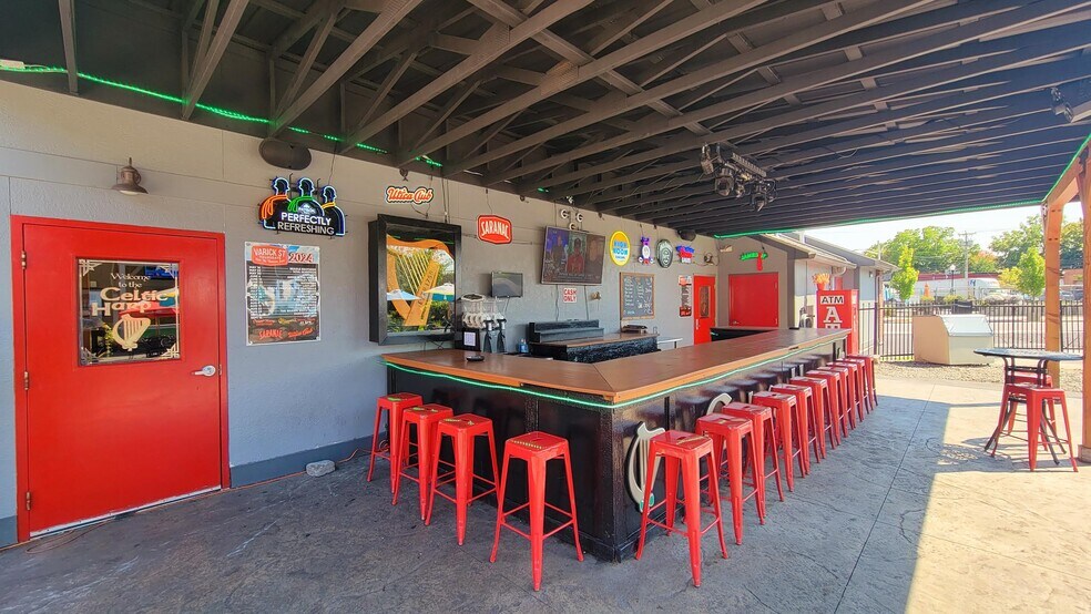 More Photos Of 805 Varick St, Utica General Retail For Sale