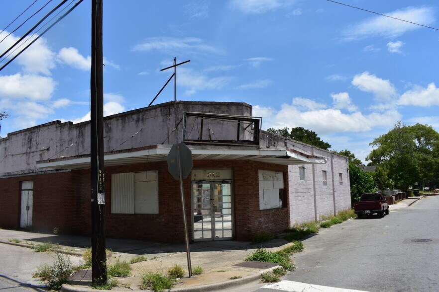 More Photos Of 808-812 Pennsylvania Ave, Savannah Storefront For Lease