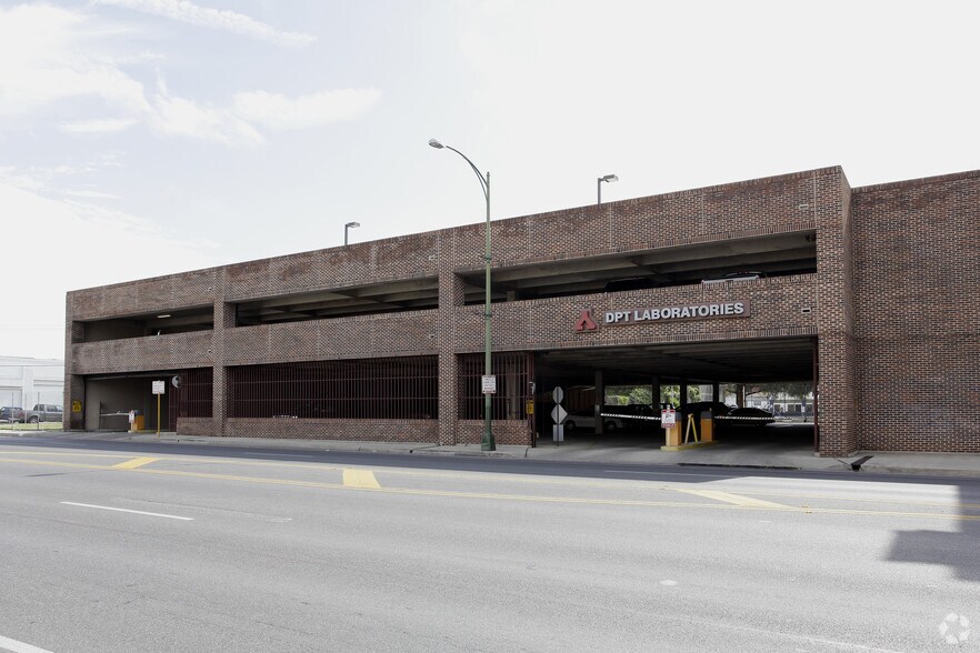 More Photos Of 318 McCullough Ave, San Antonio Office For Sale