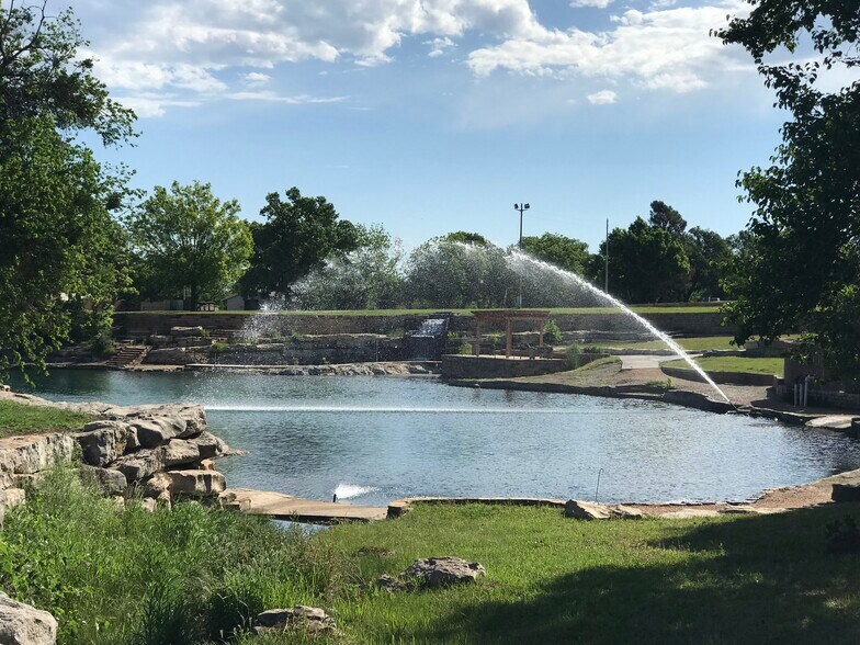 More Photos Of 507 E Brown St, San Saba Land For Lease