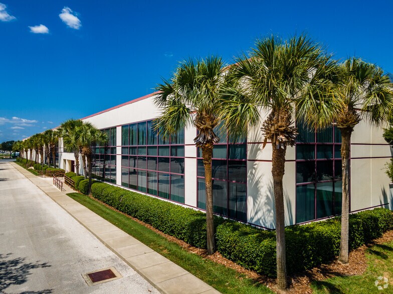 More Photos Of 7935 114th Ave, Largo Unknown For Lease