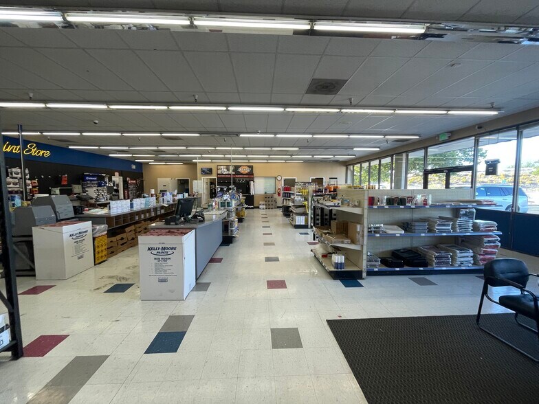 More Photos Of 80 E Patriot Blvd, Reno Freestanding For Lease