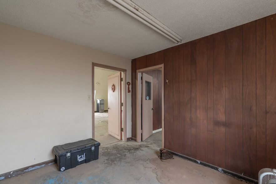 More Photos Of , El Reno Industrial For Sale