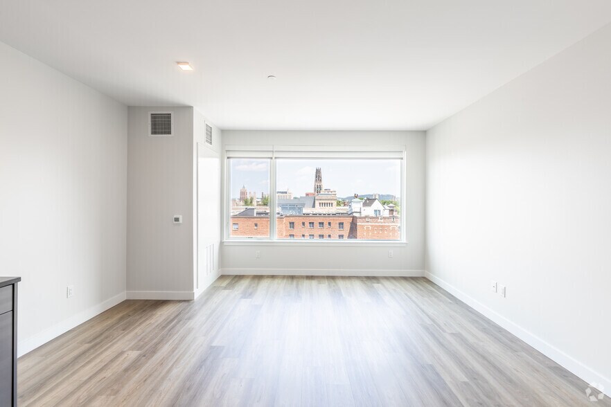 More Photos Of 18 High St, New Haven Apartments For Lease