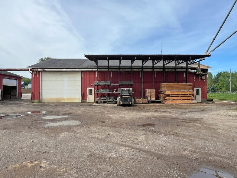 More Photos Of 9711 Perry Hwy, Waterford Industrial For Sale