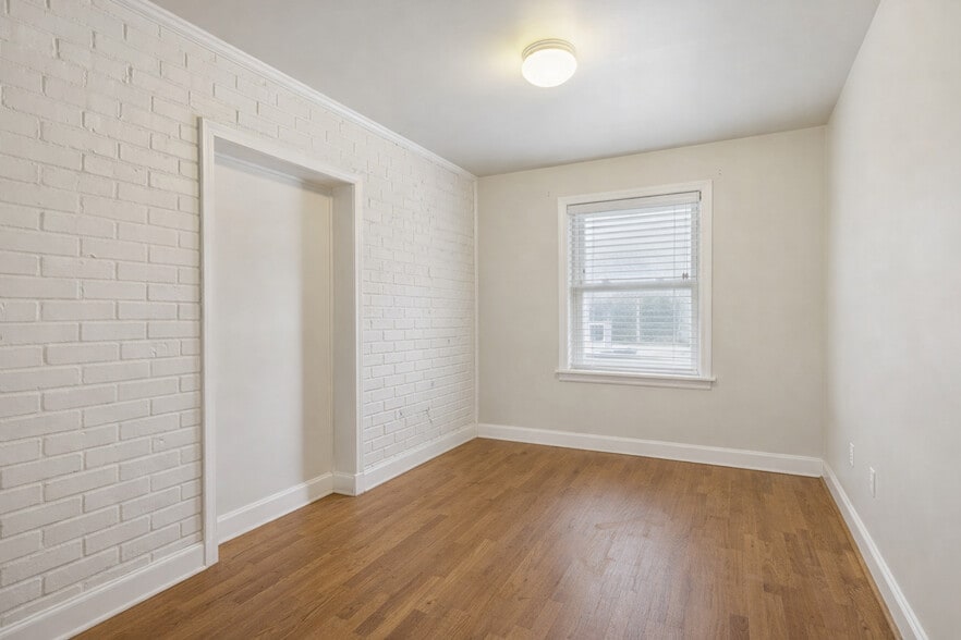 More Photos Of 413 E Iris Dr, Nashville Loft Creative Space For Sale