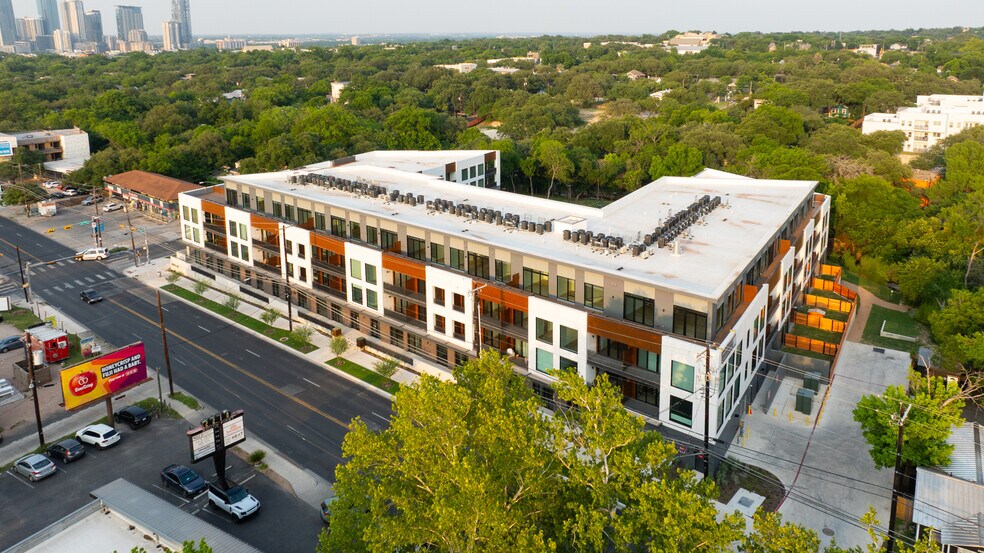 More Photos Of 2209 S First St, Austin Apartments For Sale