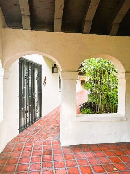 More Photos Of 2180 N Park Ave, Winter Park Loft Creative Space For Sale