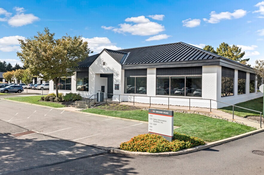 More Photos Of 747 Dresher Rd, Horsham Township Office For Lease