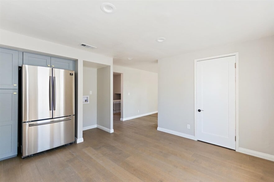 More Photos Of 1703 S Burlington Ave, Los Angeles Apartments For Sale