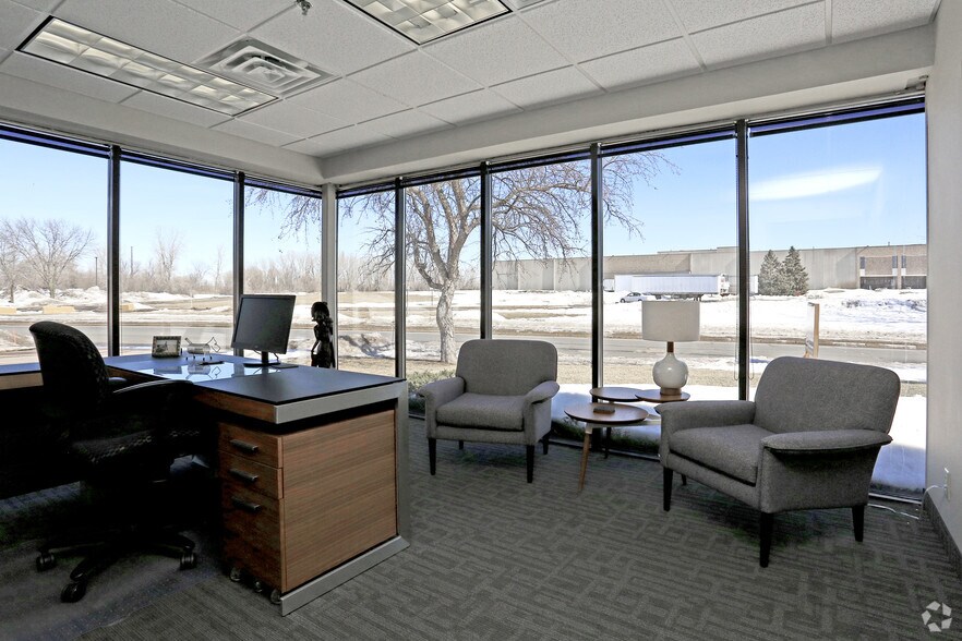 More Photos Of 313 Lake Hazeltine Dr, Chaska Manufacturing For Lease