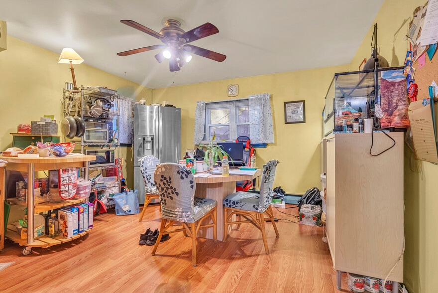 More Photos Of 238 Stuyvesant Ave, Lyndhurst Flex For Sale