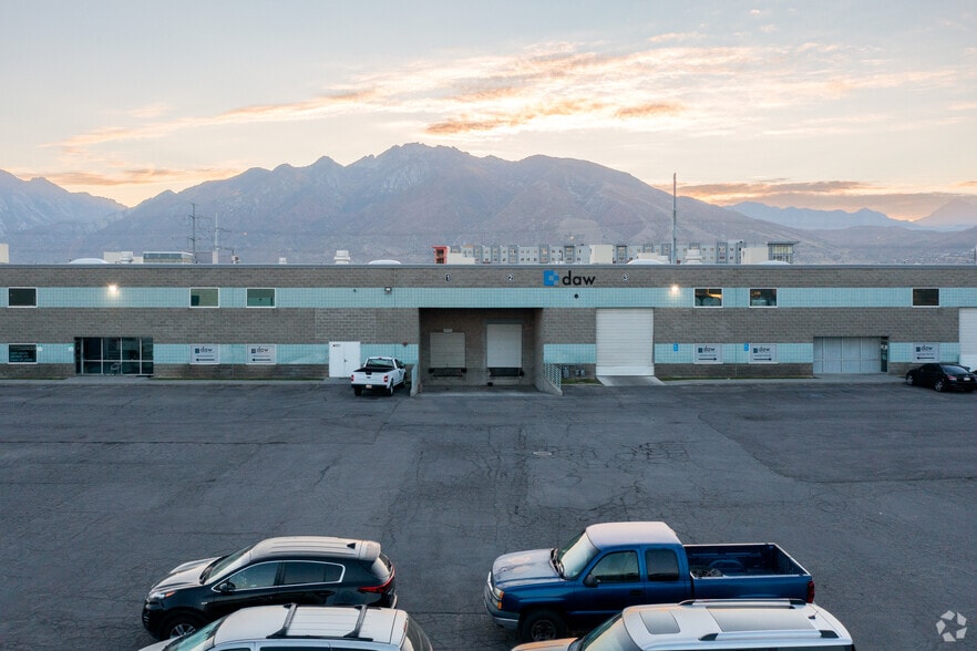 More Photos Of 12577 S 265 W, Draper Warehouse For Lease