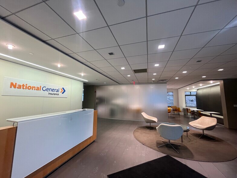 More Photos Of 550 Essjay Rd, Williamsville Loft Creative Space For Lease