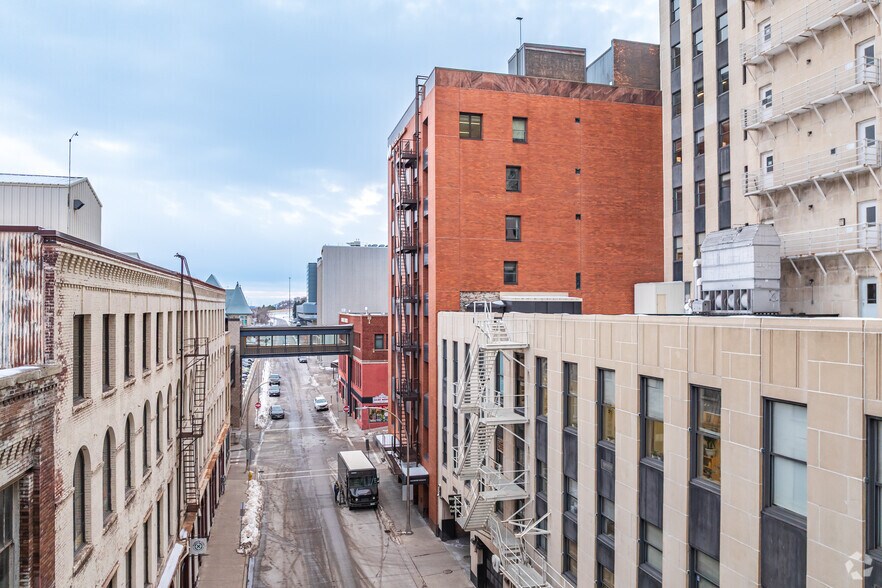 More Photos Of 332 W Superior St, Duluth Office For Sale