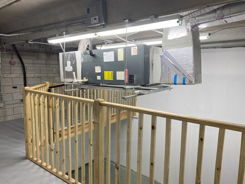 More Photos Of 4004 30th, Hollywood Flex For Lease