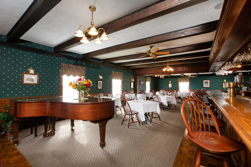 More Photos Of 1039 Old York Rd, East Amwell Township Restaurant For Sale