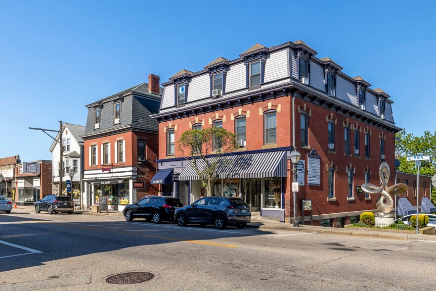 More Photos Of 110 Main St, East Greenwich Storefront Retail Office For Lease