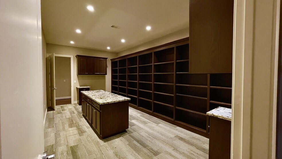 More Photos Of 21555 Provincial Blvd, Katy Office For Lease