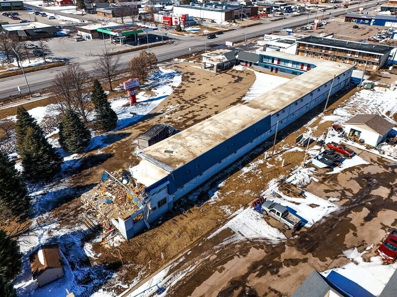 More Photos Of 1004 S Grand Ave, Spencer Land For Sale