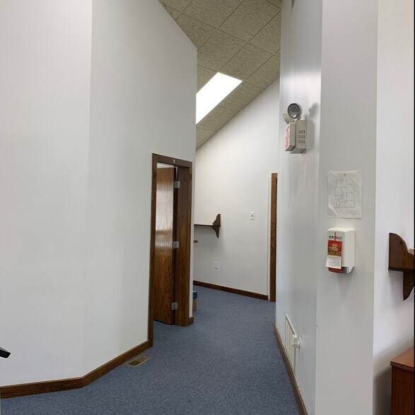 More Photos Of 701 W White Horse Rd, Voorhees Office For Sale