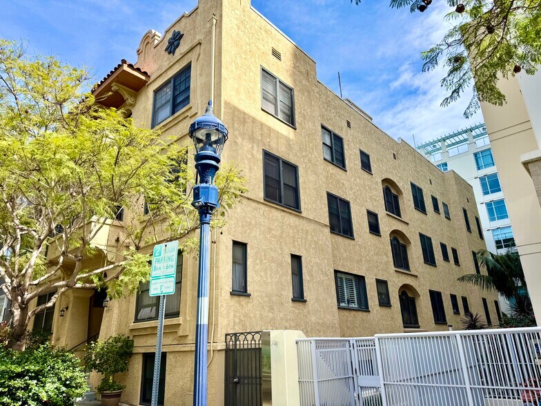 More Photos Of 1541 8th Ave, San Diego Apartments For Sale