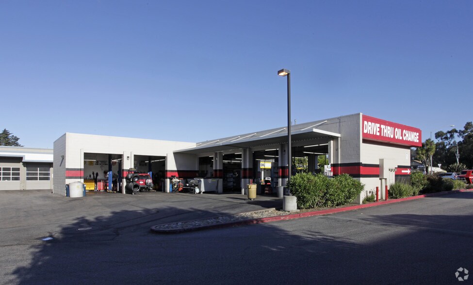 Primary Photo Of 2842 Soquel Ave, Santa Cruz Auto Repair For Sale