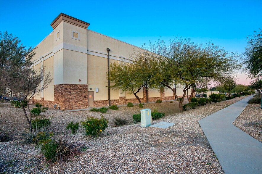 More Photos Of 13437 N Litchfield Rd, Surprise Storefront Retail Office For Sale