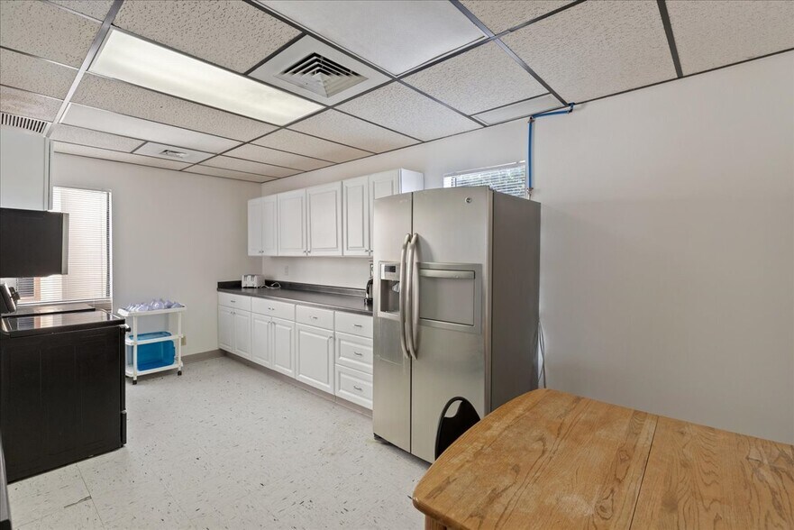 More Photos Of 1780 Westland Rd, Cheyenne Office For Sale