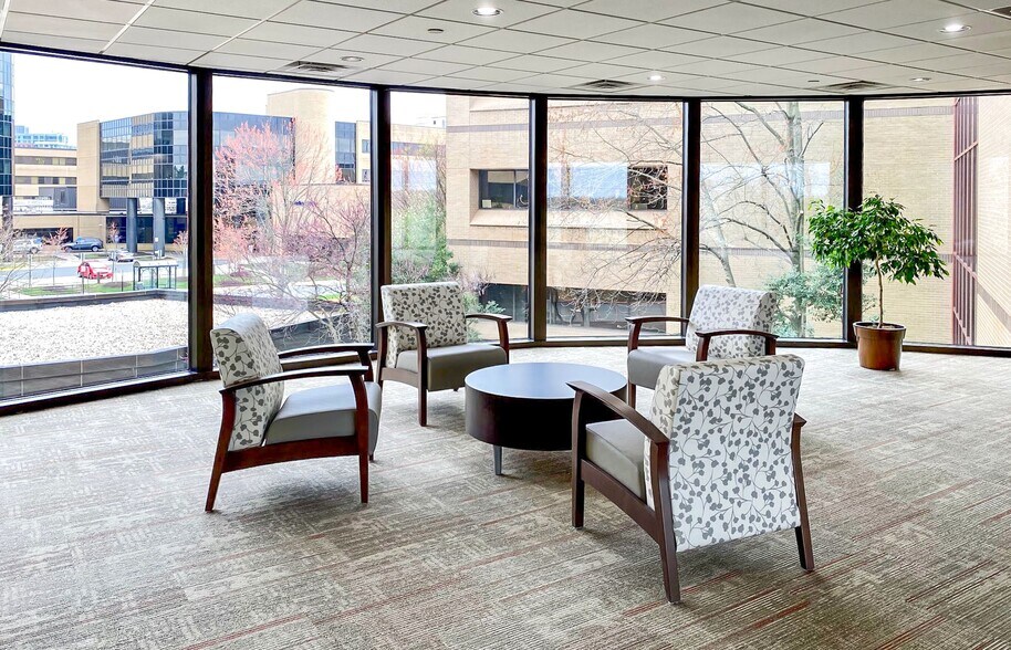 More Photos Of 1830 Town Center Dr, Reston Medical For Sale