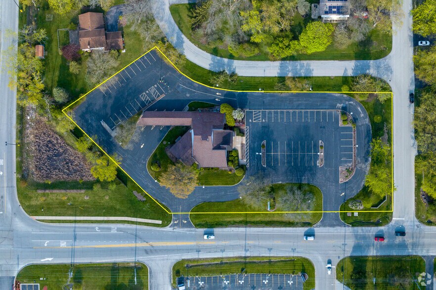 More Photos Of 20900 S Western Ave, Olympia Fields Bank For Sale