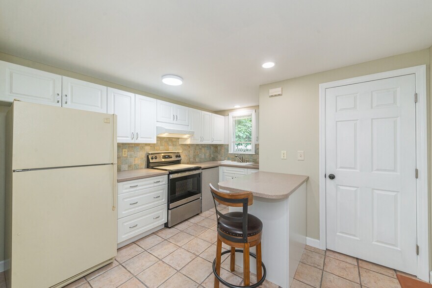 More Photos Of 490 US Highway 46, Kenvil Apartments For Sale