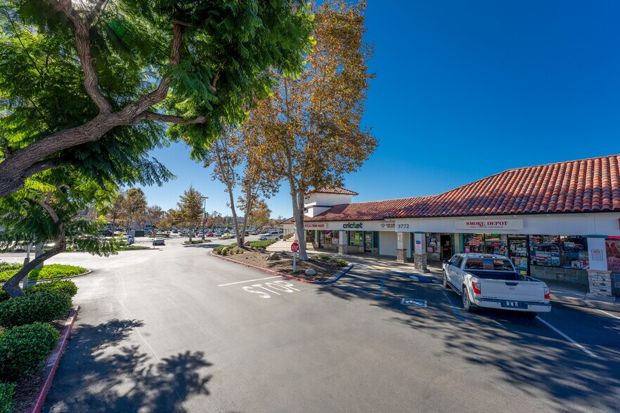 More Photos Of 3720-3780 Mission Ave, Oceanside Unknown For Lease
