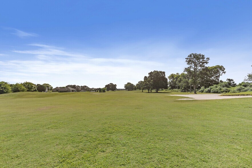 More Photos Of 101 Merion Dr, Eufaula Golf Course Driving Range For Sale