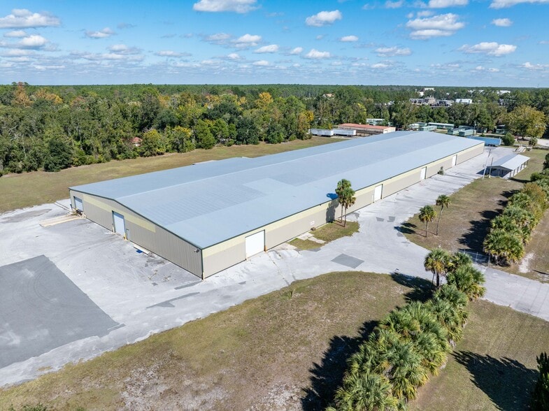 More Photos Of 3710-3719 E Us-90, Lake City Manufacturing For Lease