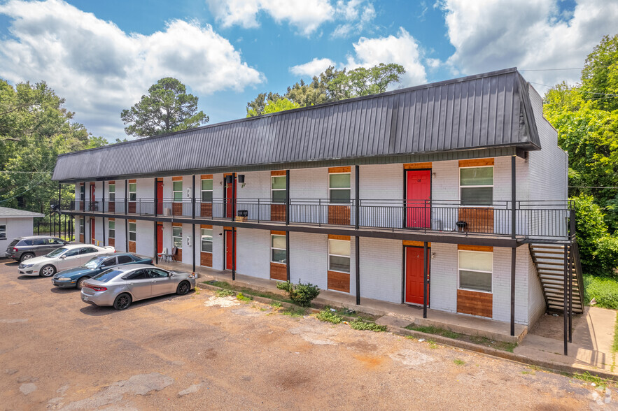 Primary Photo Of 429 Johnson St, Longview Apartments For Sale