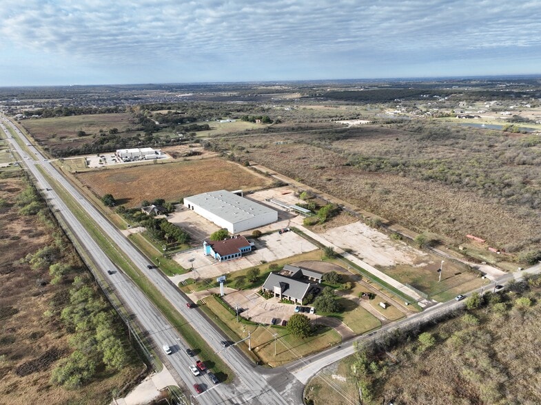More Photos Of 1980 SW Wilshire Blvd, Burleson Warehouse For Sale