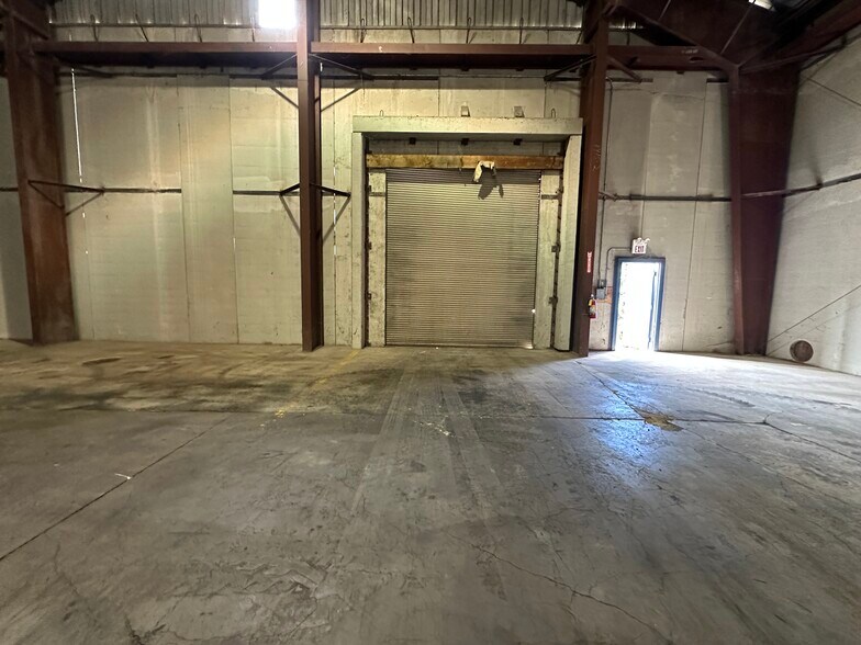 More Photos Of 100 River st, Riverside Industrial For Lease