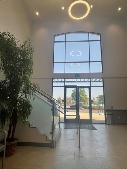 More Photos Of 14252 Schleisman Rd, Eastvale Medical For Lease
