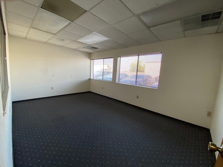 More Photos Of 1117 Lone Palm Ave, Modesto Loft Creative Space For Lease